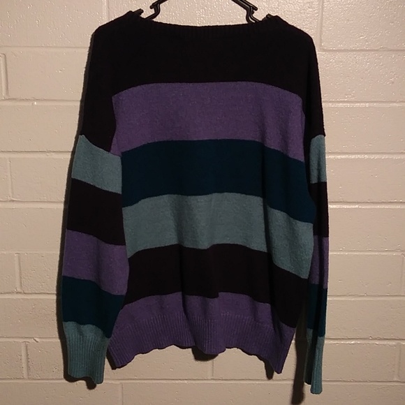 I.B. Diffusion Sweater - Picture 2 of 5